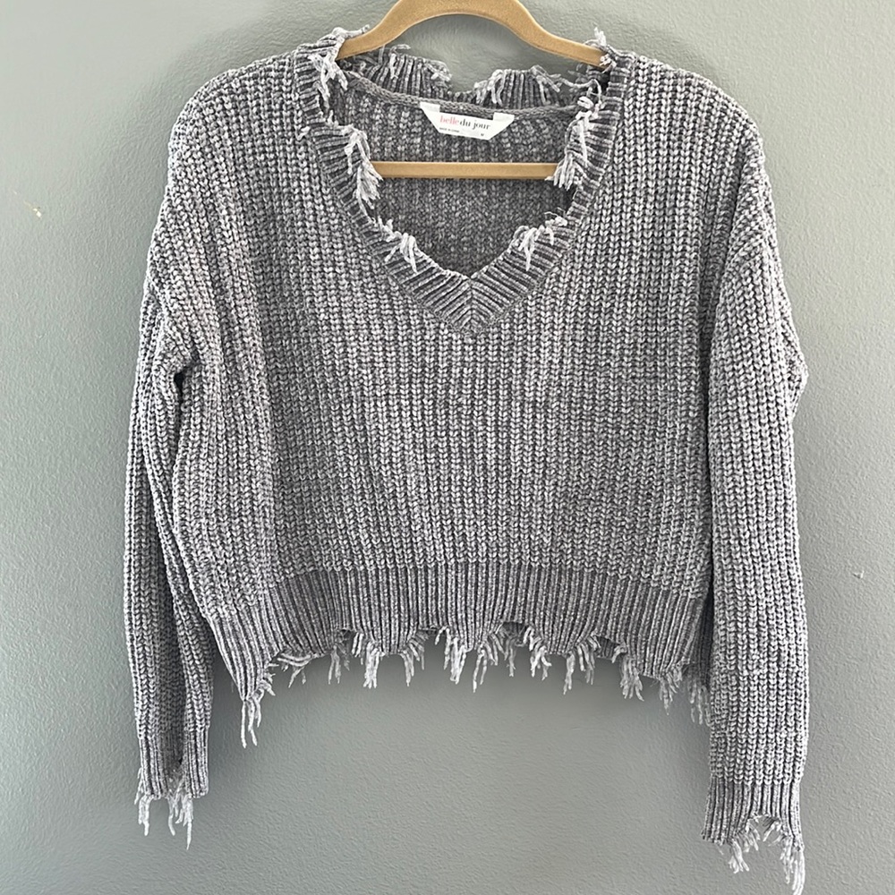 Crop v-neck sweater